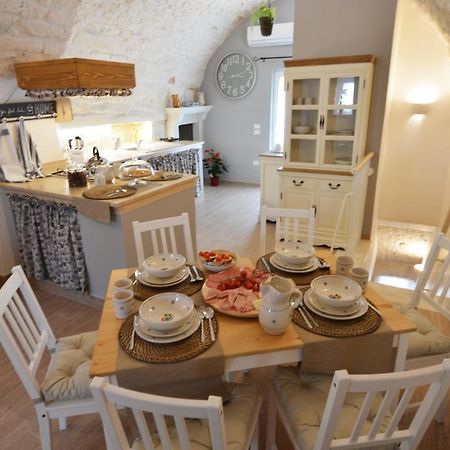 La Dimora Di Nonna Dora Leilighet Martina Franca Eksteriør bilde
